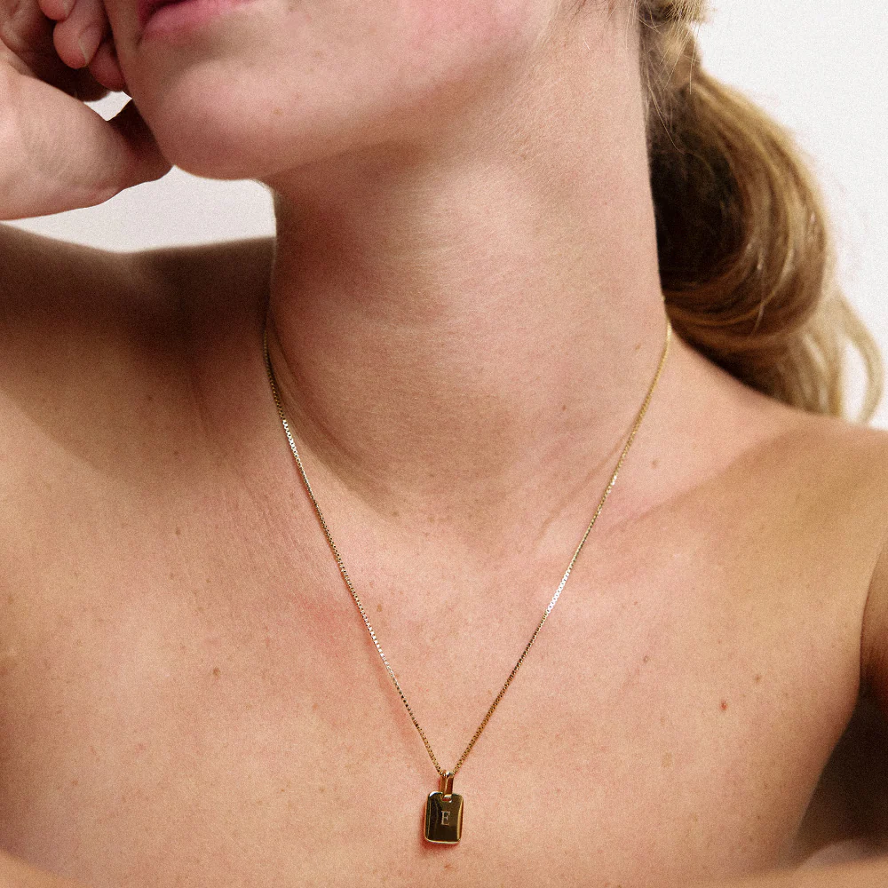 Engravable Plate Pendant Gold - Image 3